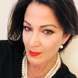 Meet your Posher, Maria